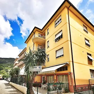 Chiara Hotel